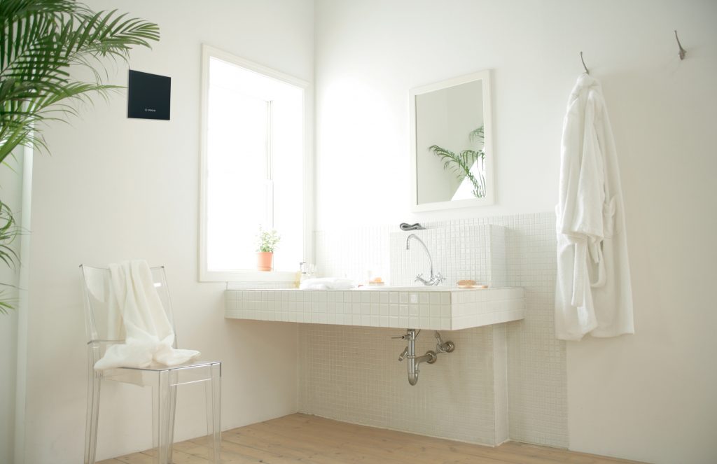 1569395712_F1700_Lifestyle