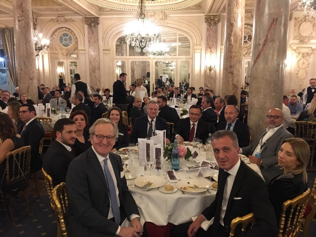 1573726081_AYD_mapic_2