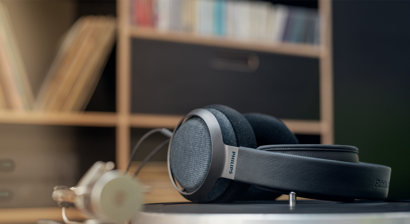 Philips Fidelio X3 Kulaklıklar raflardaki yerini almaya hazırlanıyor