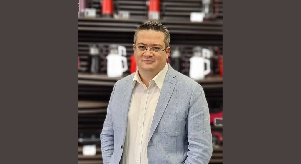 alper yıkılmaz saruhan holding