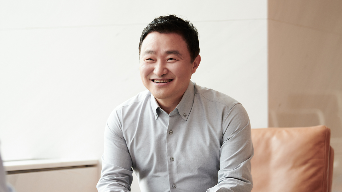 Samsung Electronics Mobil Dünya Başkanı ve CEO’su TM Roh: “Akıllı telefonlarda yeni bir dönem başlamak üzere”