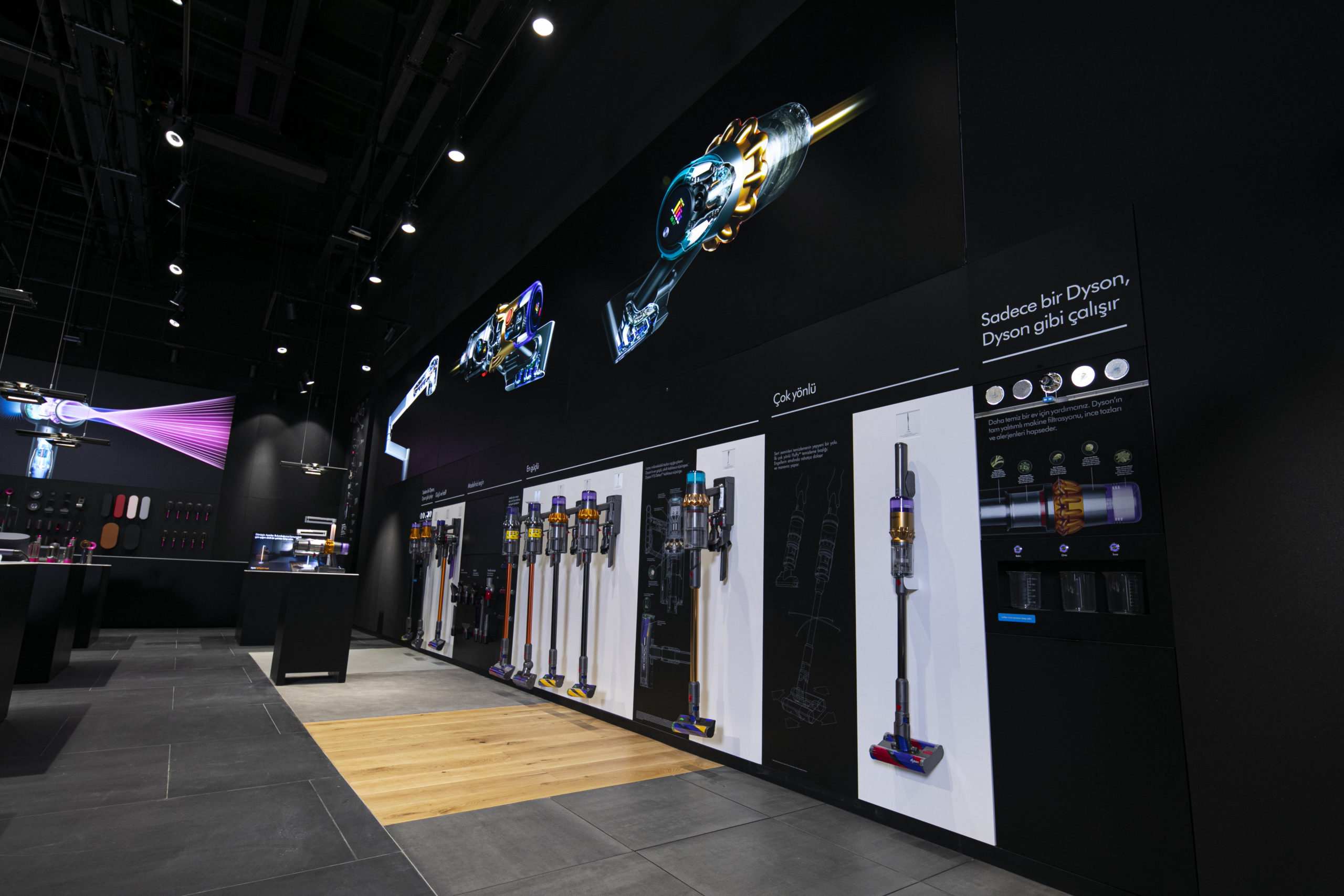 Türkiye’deki üçüncü Dyson Demo Store İzmir’de açıldı