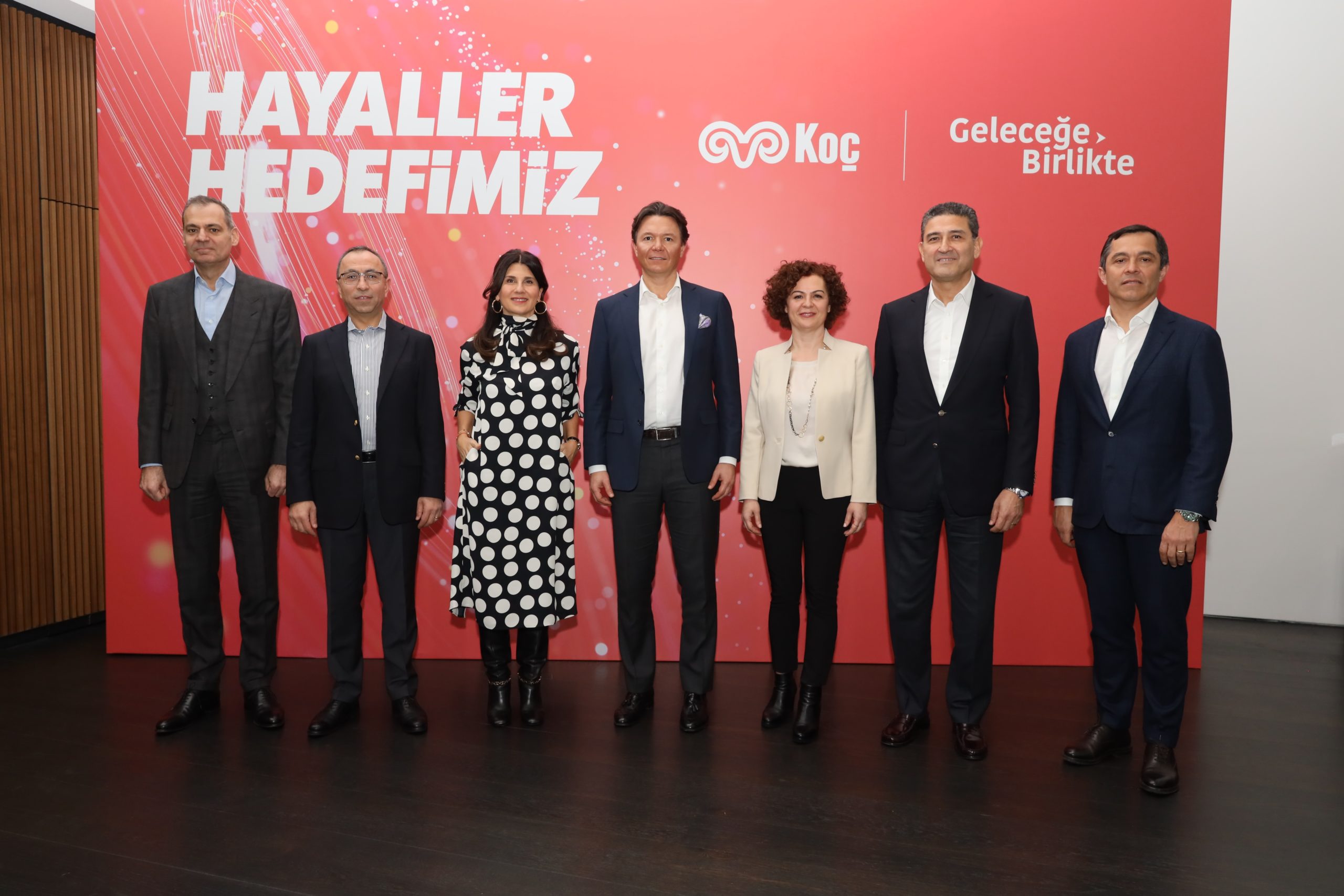 Koç Topluluğu “Hayallerimiz Hedeflerimiz” sloganıyla yeni bir toplumsal eşitlik seferberliği başlattı
