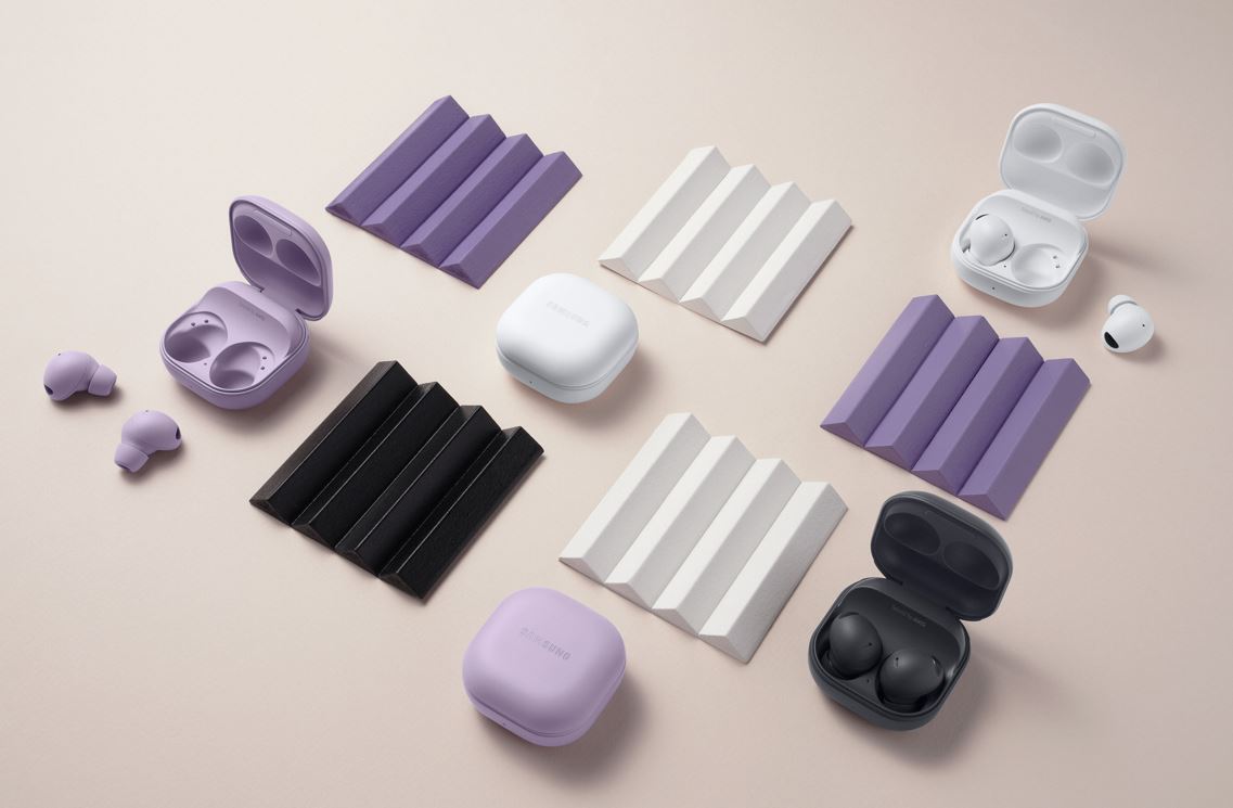 Samsung, giyilebilir cihazlar için yeni ses ve kamera güncellemesini duyurdu