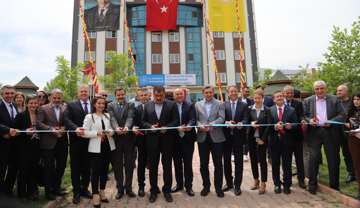 Arçelik, Malatya İnönü Üniversitesi Turgut Özal Tıp Merkezi sağlık çalışanlarının barınma ihtiyaçları için yurt bağışladı
