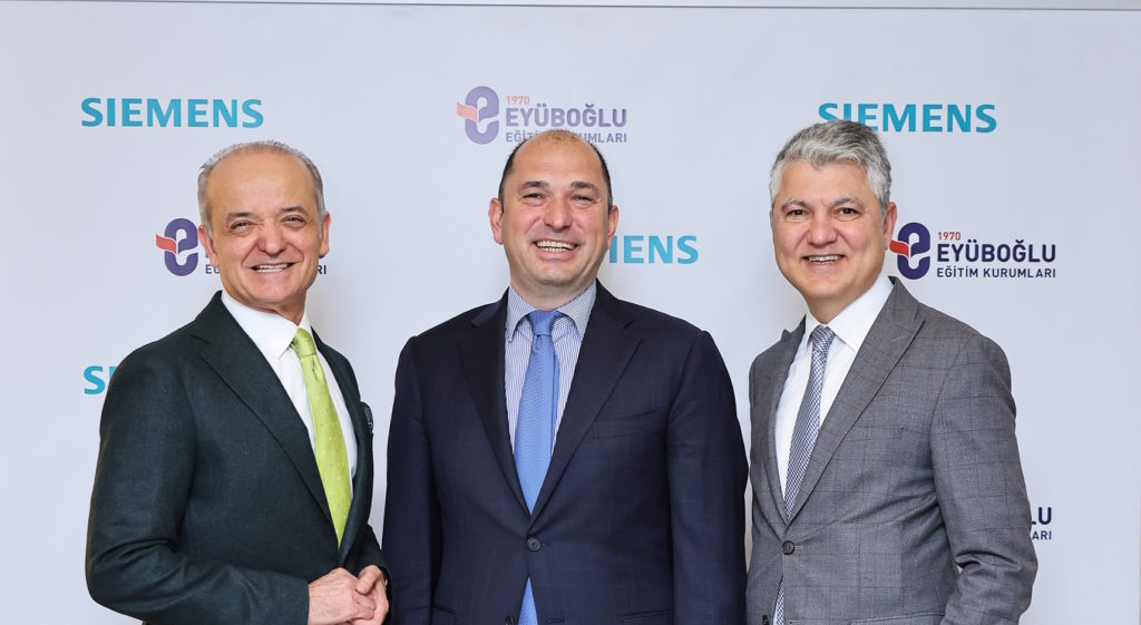 1686641125_H__seyinGelis_CenkEy__bo__lu_TolgaAf__in