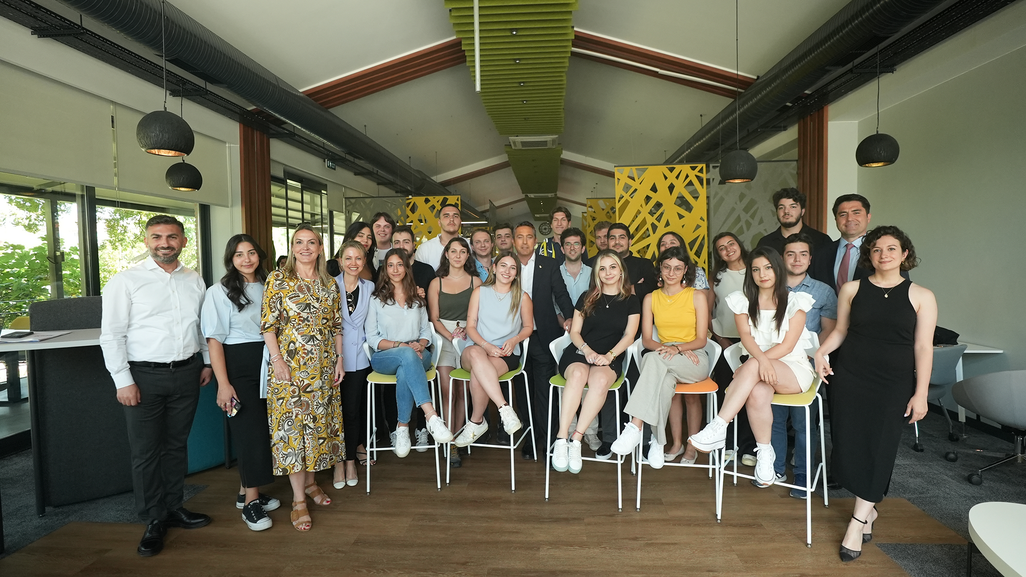 Arçelik’in “A Ticket for Your Future” programına Harvard, Yale, Oxford gibi üniversitelerden 20 öğrenci katıldı