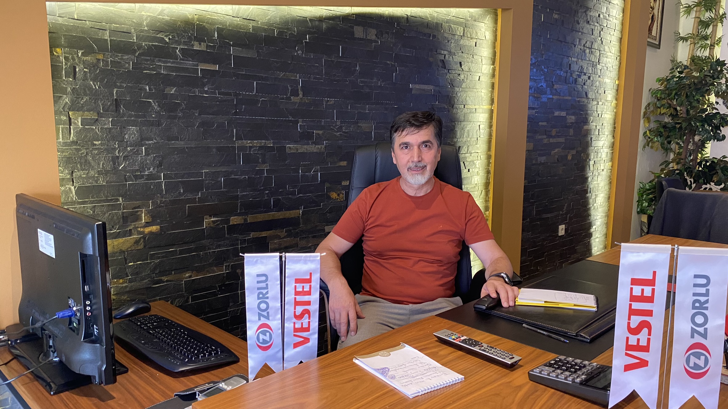 Denizlili tüketiciler Ahmet Nazif Zorlu’nun Babadağlı olması nedeniyle Vestel’e ayrı bir önem veriyor