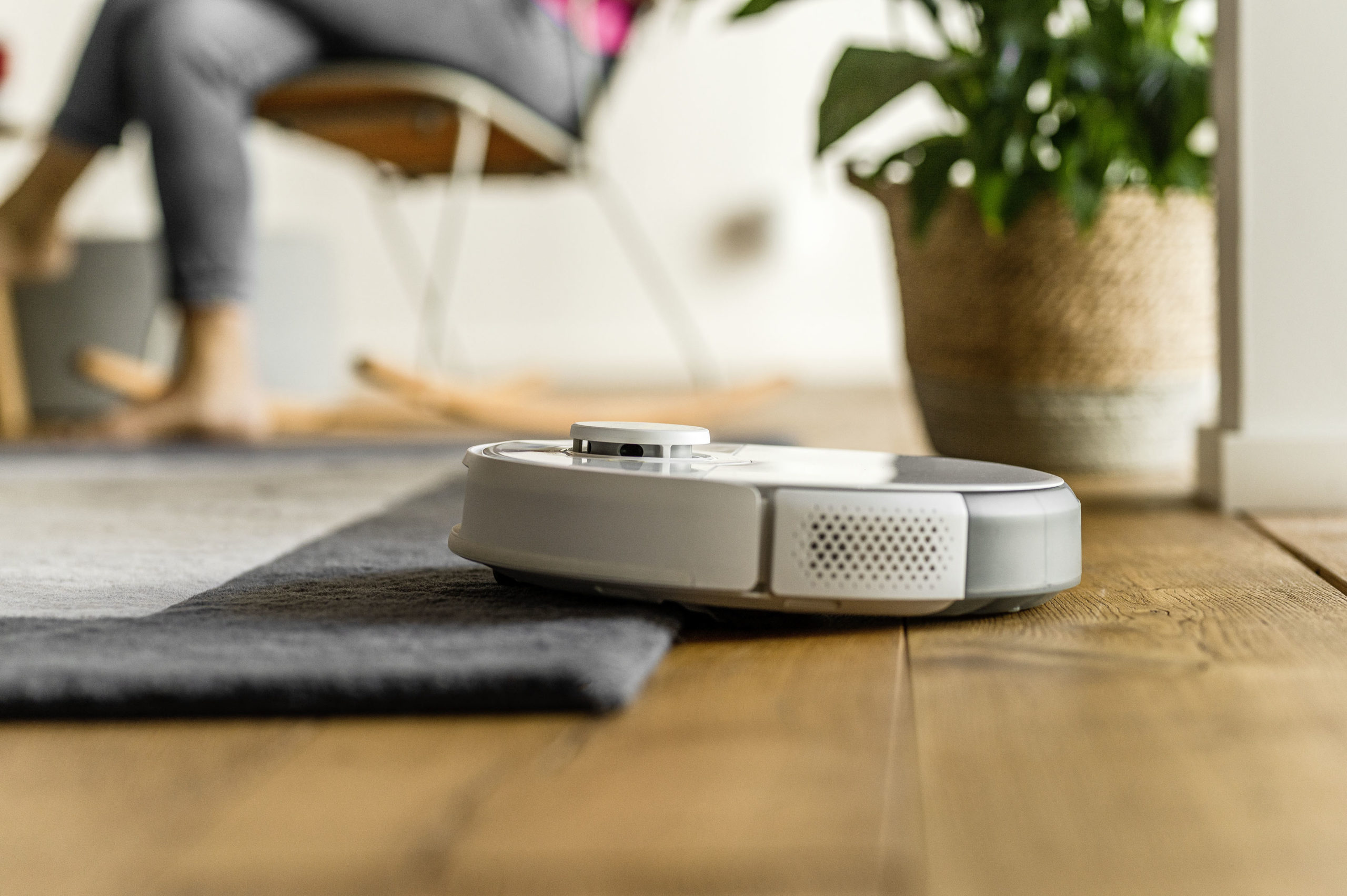 Temizlikte teknoloji konforu Karcher’den akıllı temizlik robotu