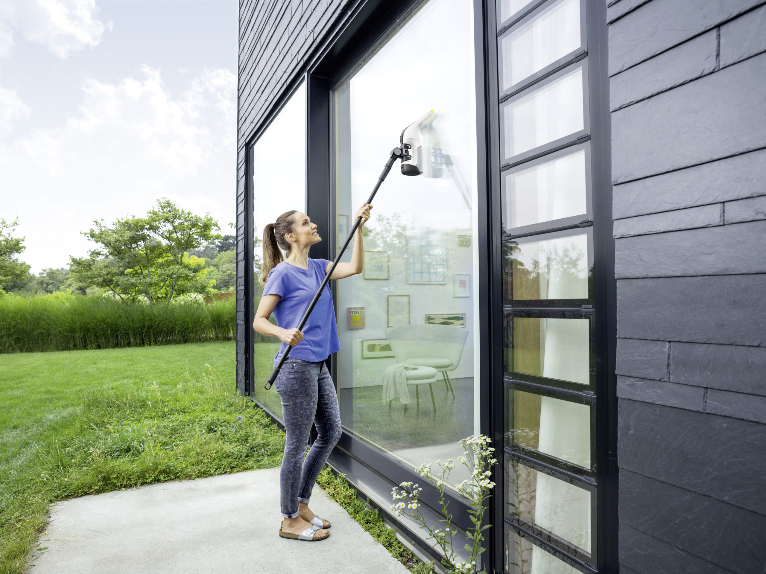 Kärcher’de Çözüm Teknolojik, Camlarda Pratik Temizlik…