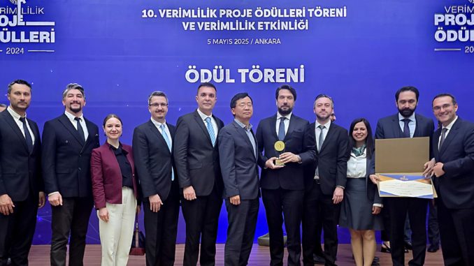 1747153187_VP___Team