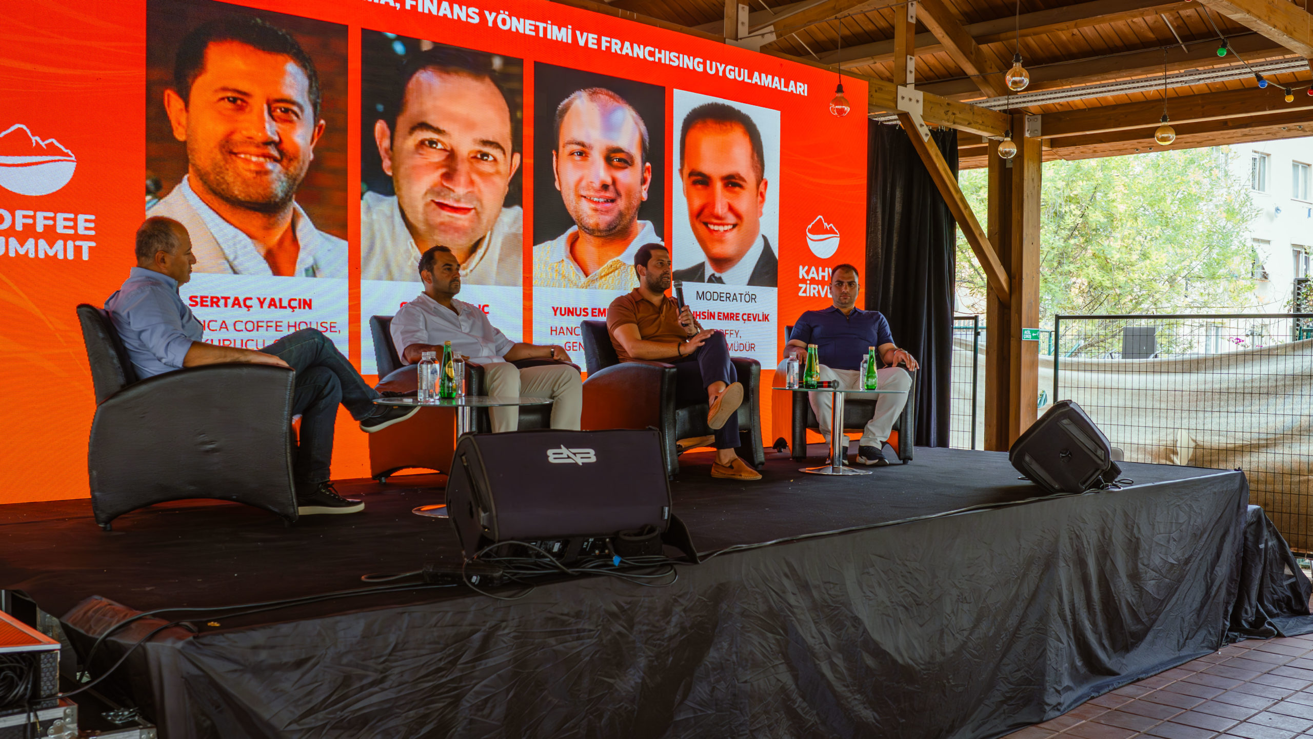 Kahve Zirvesi’nde sektörün geleceği ve yerli markalardan global stratejiler tartışıldı
