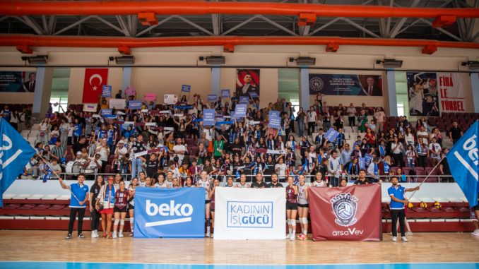 1760598210_Beko_Hatay_Kadin_Voleybol_Takimi_Sponsorlugu_2