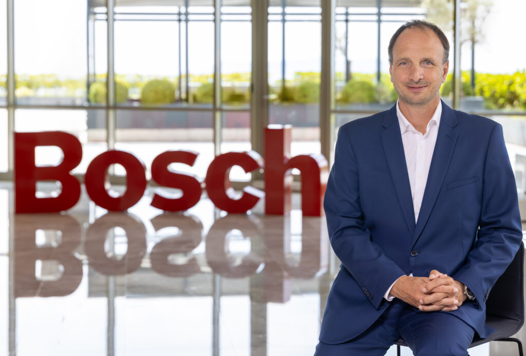 1786520021_Bosch_Jiri_Dvorak_Bursa_Guc_Cozumleri_Fabrikasi.JPG